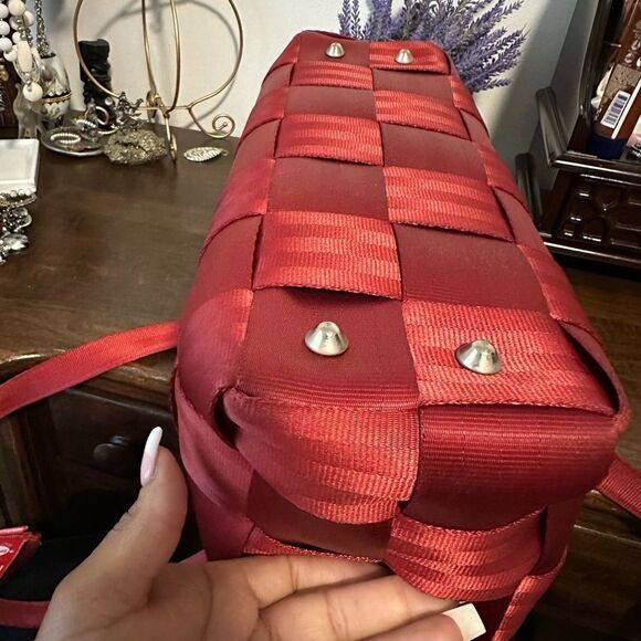 VINTAGE HARVEY’S SEATBELT SHOULDER BAG RED - Picture 6 of 11